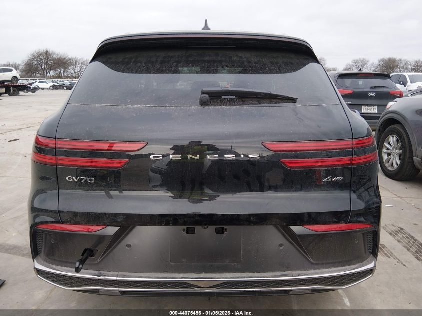 2026 Genesis GV70 - KMUMADTB9TU255873