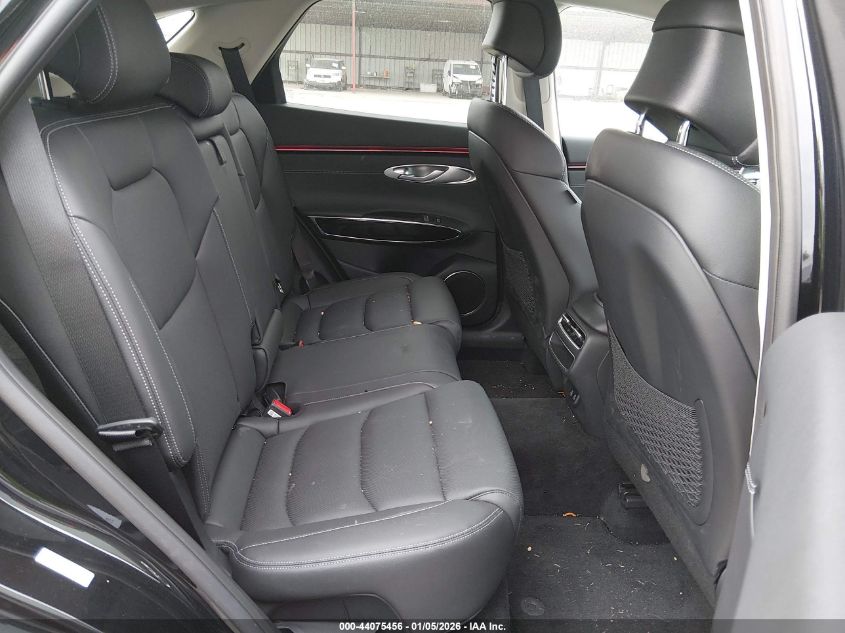 2026 Genesis GV70 - KMUMADTB9TU255873