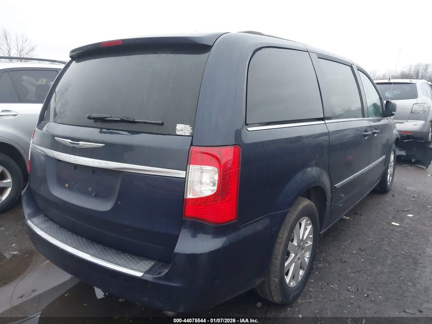 2015 Chrysler Town & Country Touring
