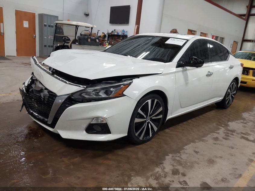 2020 Nissan Altima Platinum Fwd