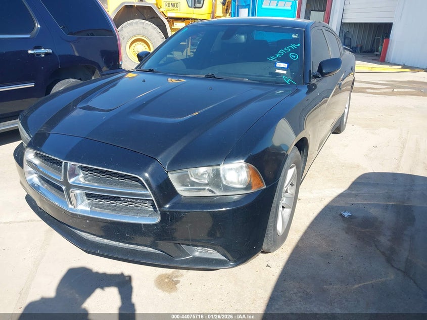 Vin: 2c3cdxbg4ch133952, lot: 44571552, dodge charger se 20122