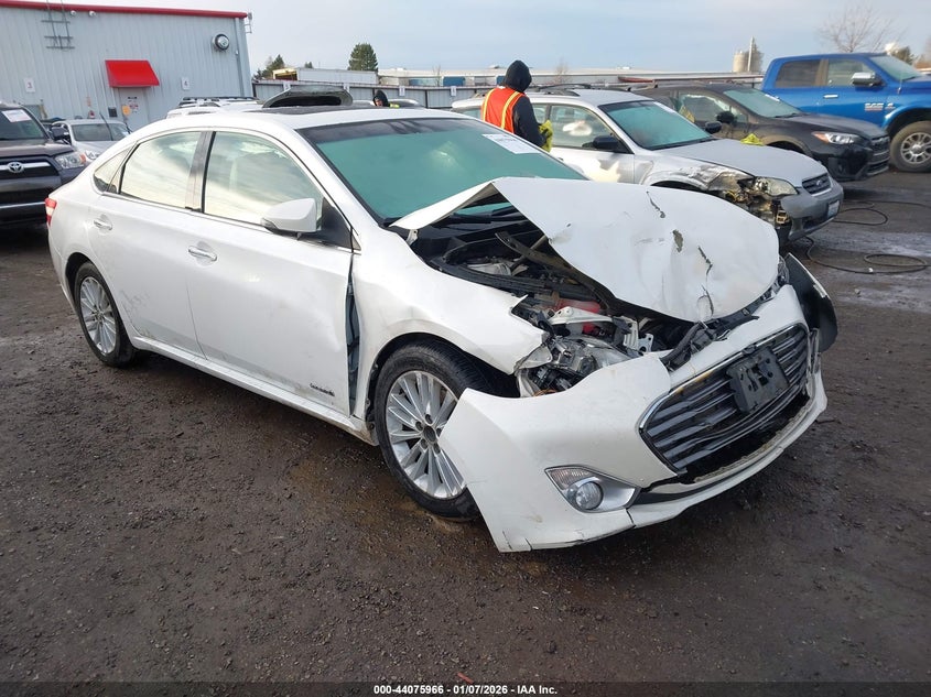 2013 Toyota Avalon Hybrid Limited