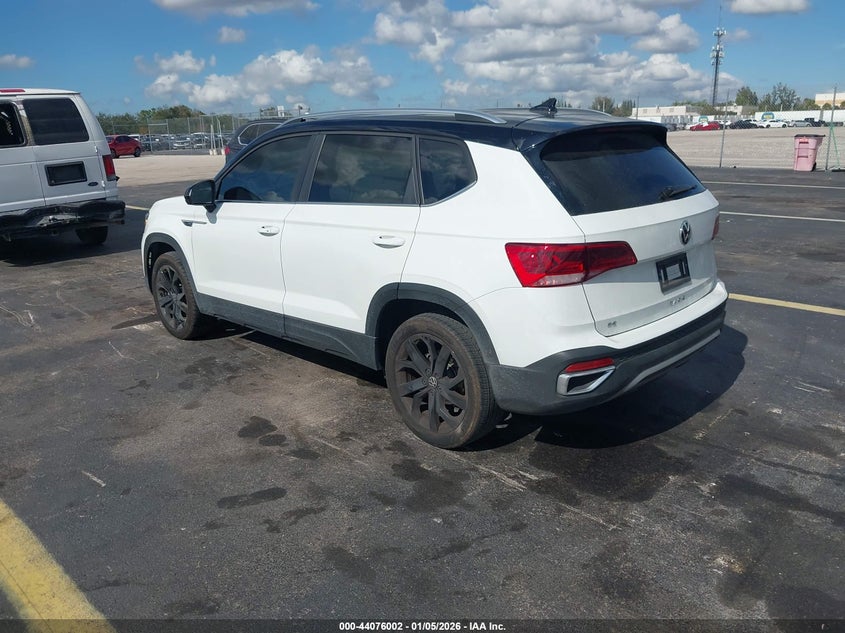 2024 Volkswagen Taos 1.5T Se