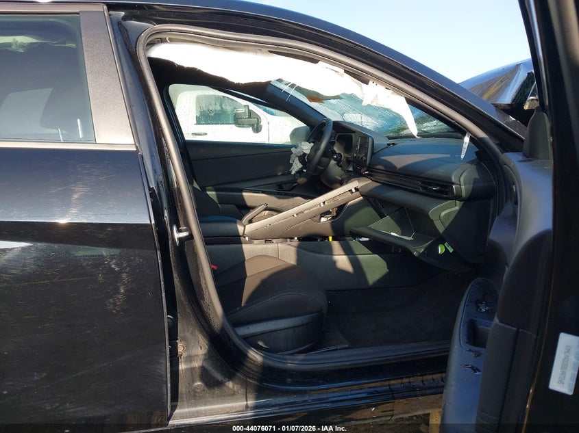 2025 Hyundai Elantra Sel Sport