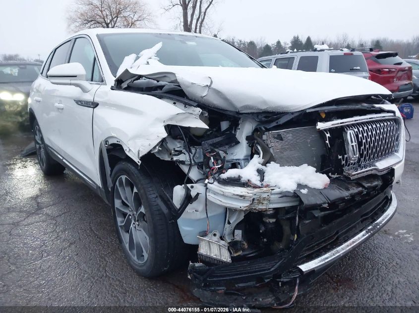 2023 Lincoln Nautilus Reserve