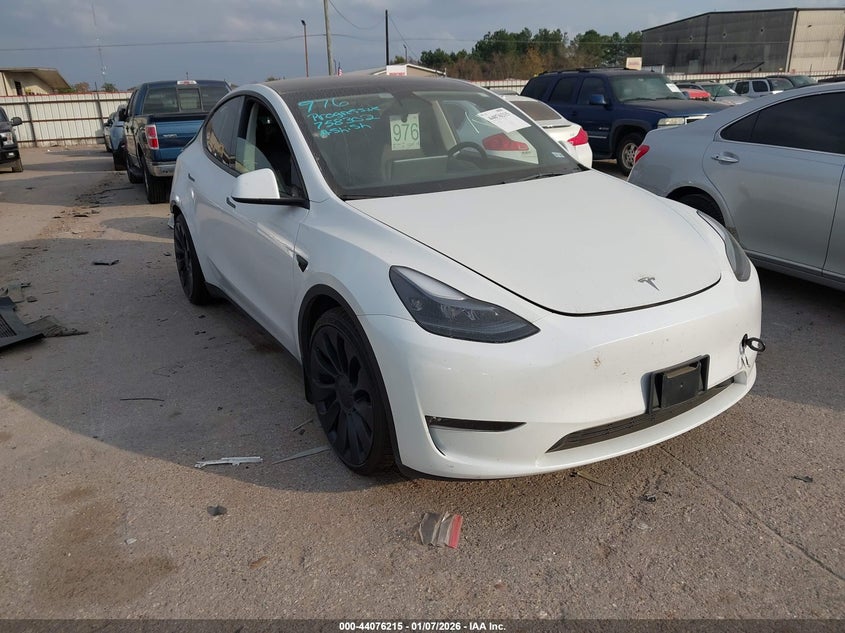 7SAYGDEFXPF758302 2023 Tesla Model Y Performance Dual Motor All-Wheel Drive auction photo 1
