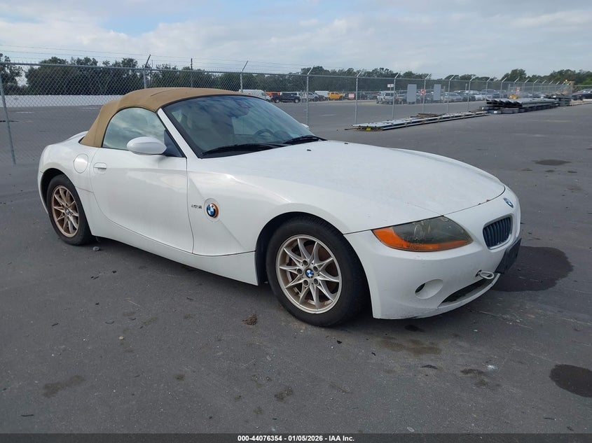 4USBT33463LS47620 2003 BMW Z4 2.5I auction photo 1