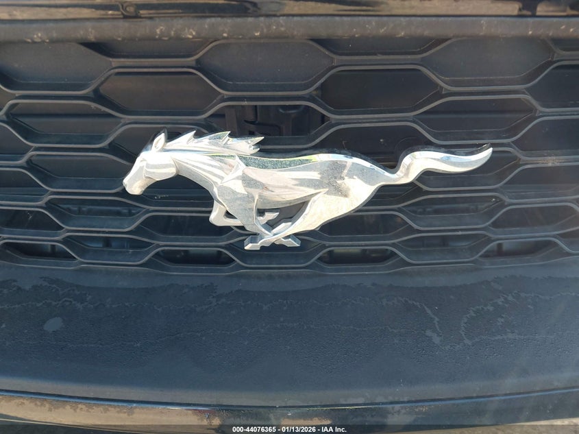 VIN 1FA6P8TH4J5115524 2018 FORD MUSTANG ECOBOOST