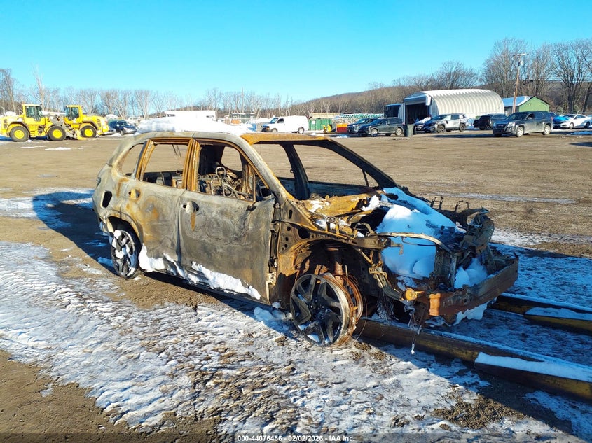 Vin: jf2slsed4sh420390, lot: 44572292, subaru forester premium hybrid 2025 img_1