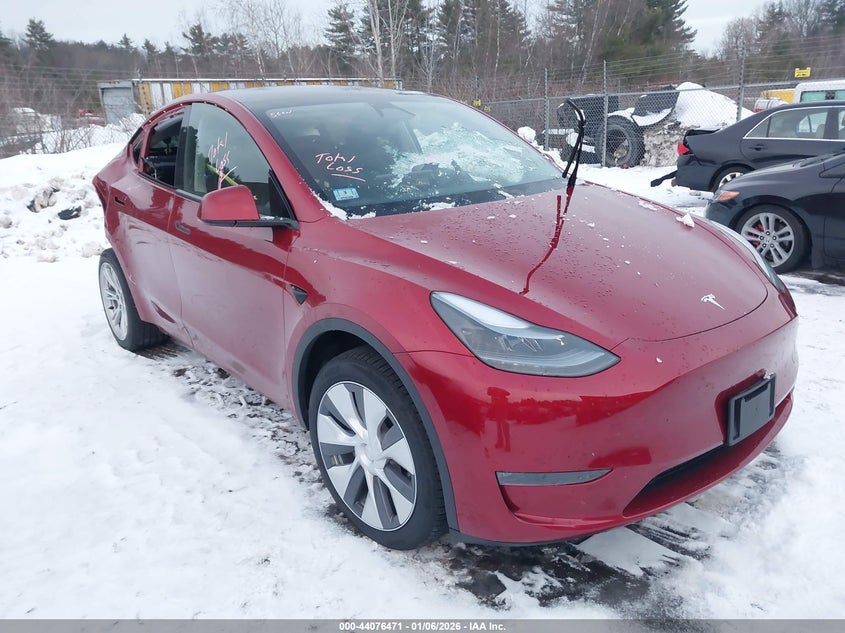 2024 Tesla Model Y Long Range Dual Motor All-Wheel Drive