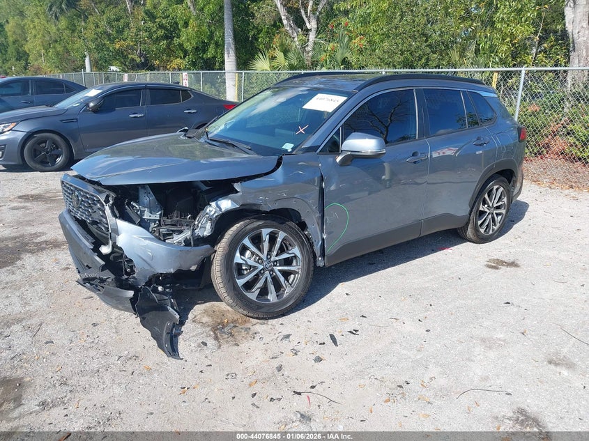 2023 Toyota Corolla Cross Xle