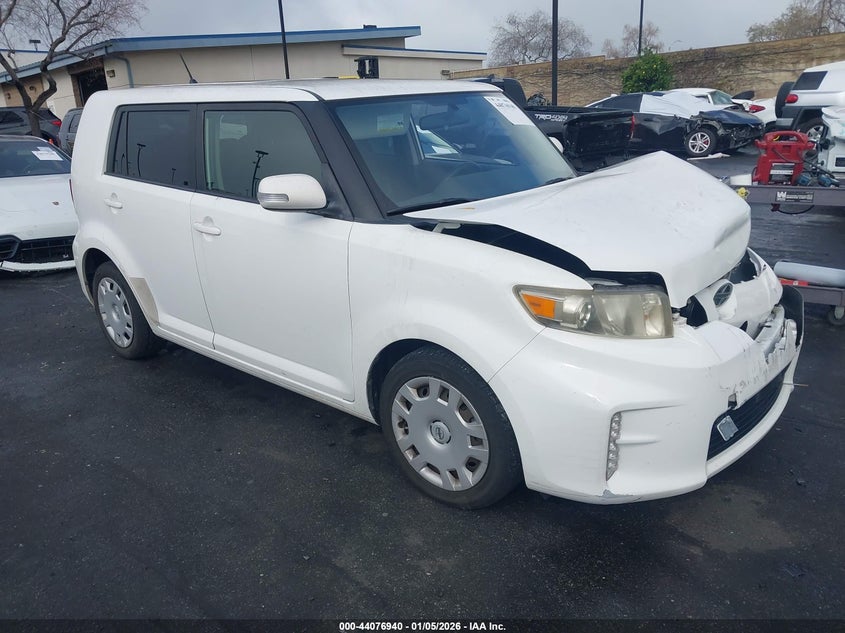 JTLZE4FE2EJ055302 2014 Scion Xb auction photo 1