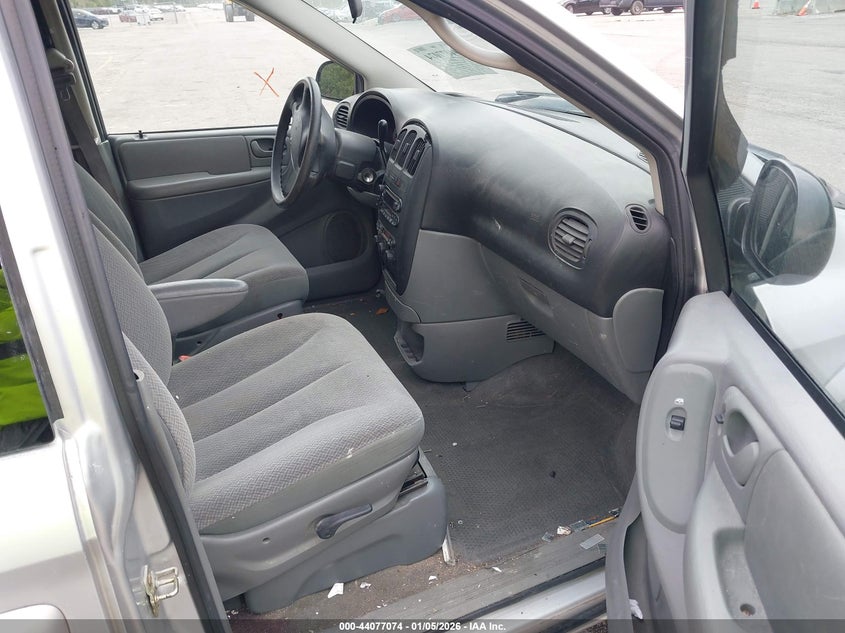 2005 Dodge Grand Caravan Se