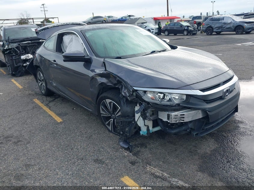 2HGFC3B39JH350980 2018 Honda Civic Ex-T auction photo 1