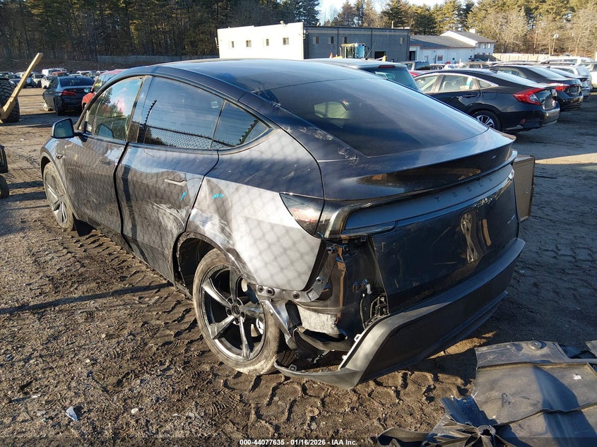 2026 Tesla Model Y Long Range Launch Series/Premium All-Wheel Drive