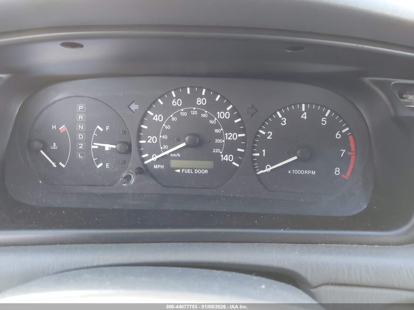 2000 Toyota Camry Le V6 VIN: JT2BF22K4Y0261184 Lot: 44077753