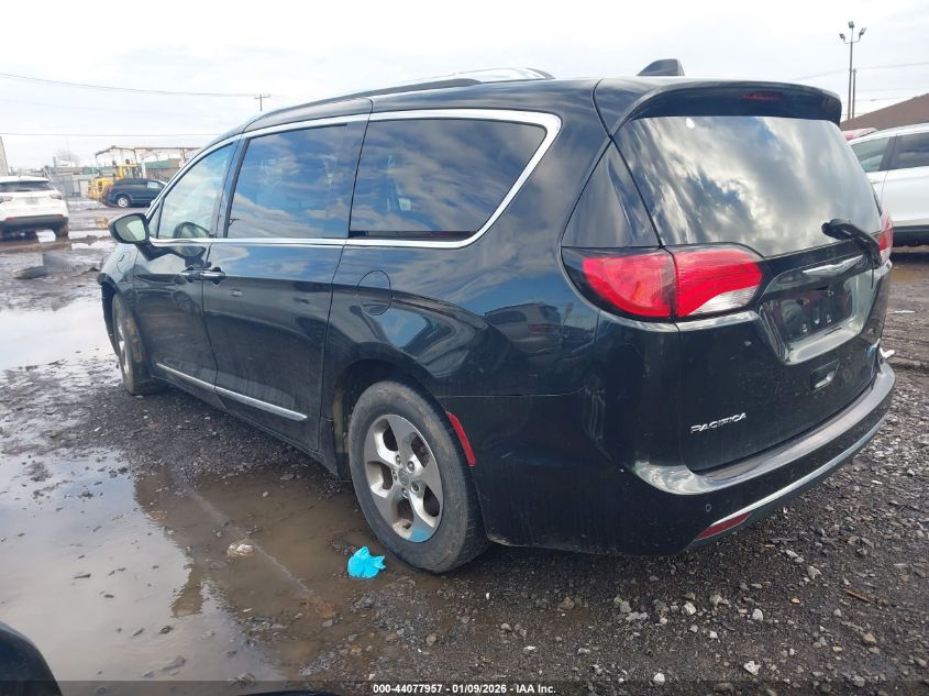 2018 Chrysler Pacifica Hybrid Touring L