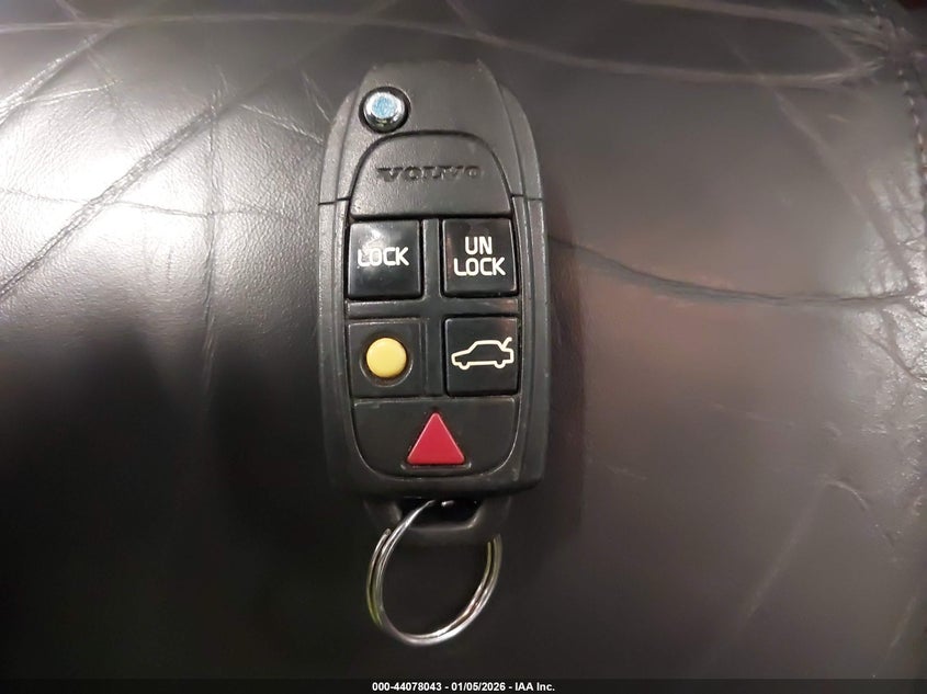 2013 Volvo Xc90 3.2 Platinum VIN: YV4952CZ8D1666647 Lot: 44078043