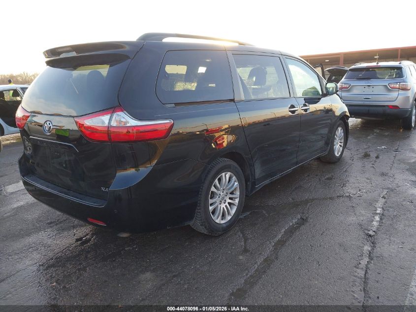 2016 Toyota Sienna Xle Premium 8 Passenger