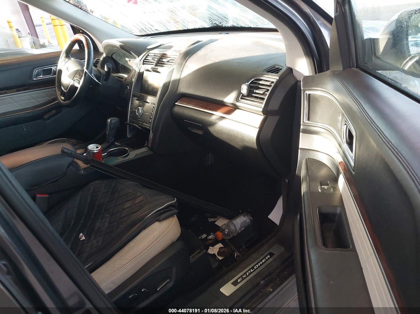 2016 Ford Explorer Platinum