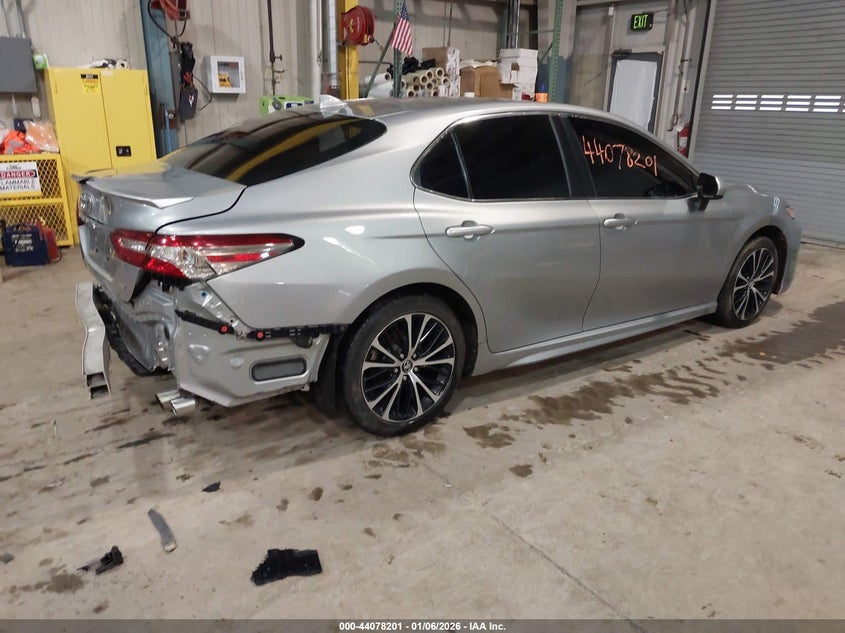 2020 Toyota Camry Se