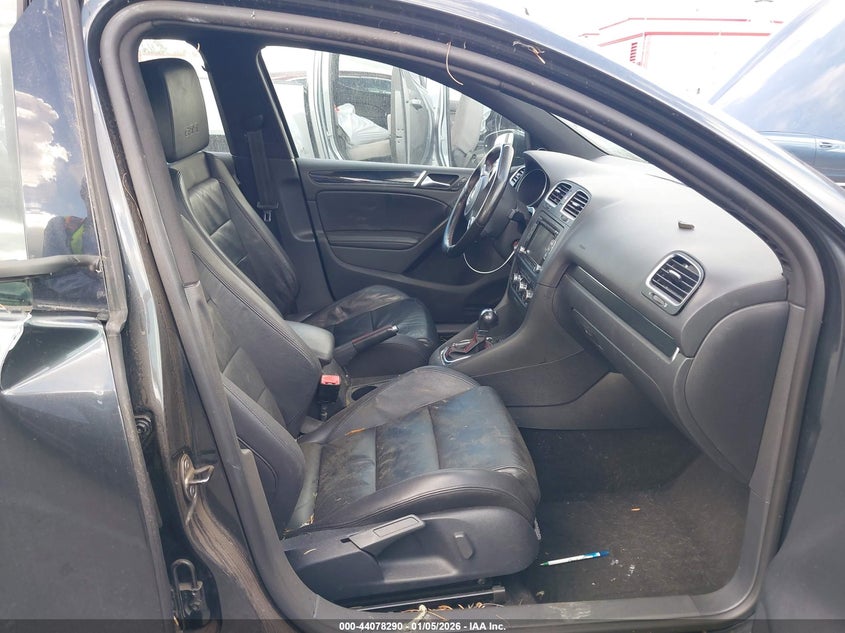 2010 Volkswagen Gti 4-Door