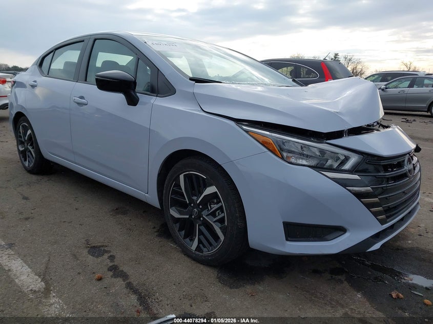 2025 Nissan Versa 1.6 Sr