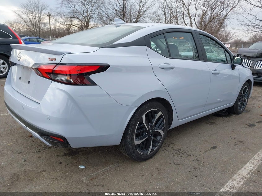 2025 Nissan Versa 1.6 Sr