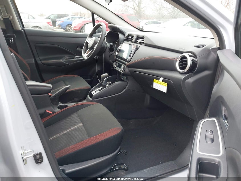 2025 Nissan Versa 1.6 Sr