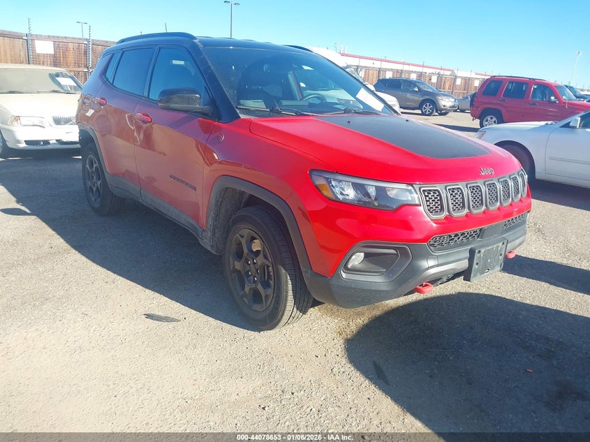 3C4NJDDN2PT565542 2023 Jeep Compass Trailhawk 4X4 auction photo 1