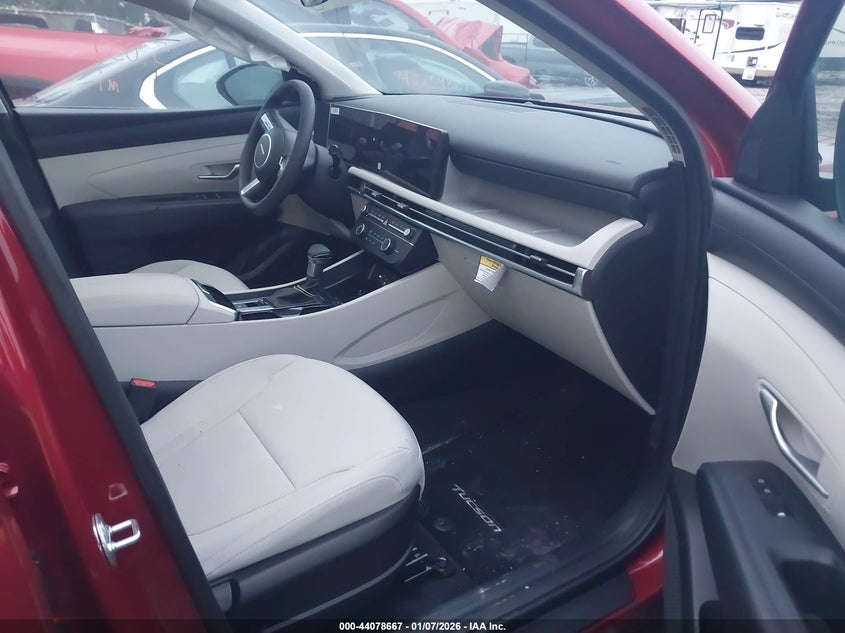 2025 Hyundai Tucson Se