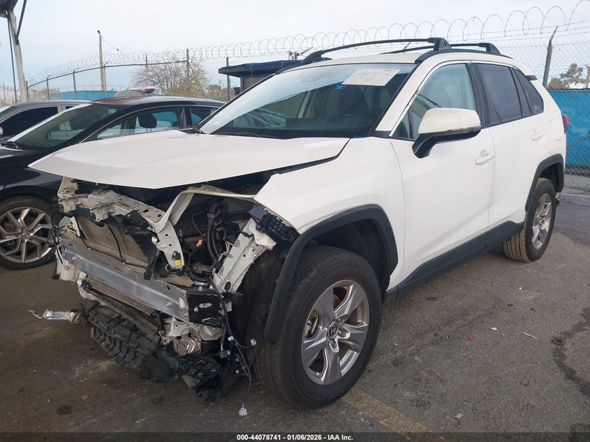 2025 Toyota Rav4 Xle