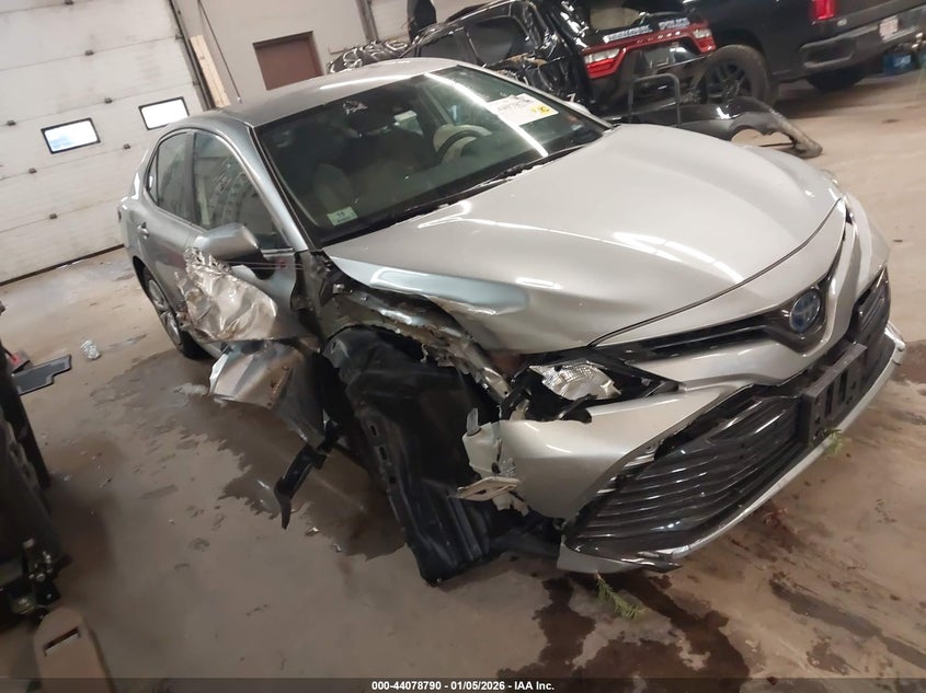 2020 Toyota Camry Le Hybrid