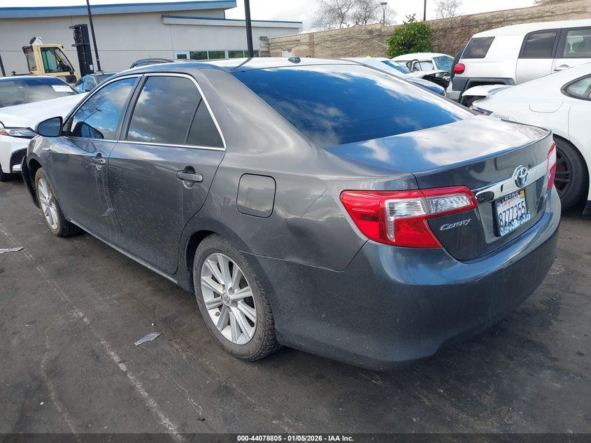 2014 Toyota Camry Hybrid Xle