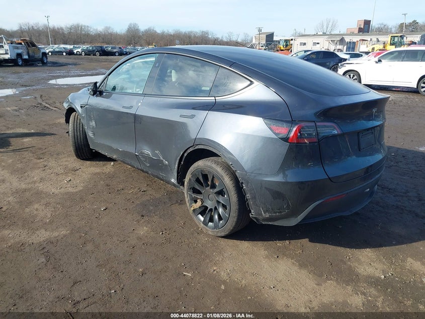 2025 Tesla Model Y Long Range Dual Motor All-Wheel Drive