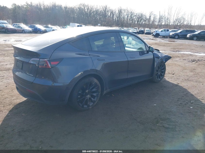 2025 Tesla Model Y Long Range Dual Motor All-Wheel Drive