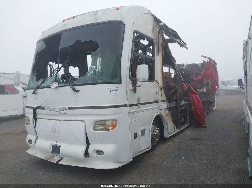 2006 FREIGHTLINER CHASSIS auction photo 2