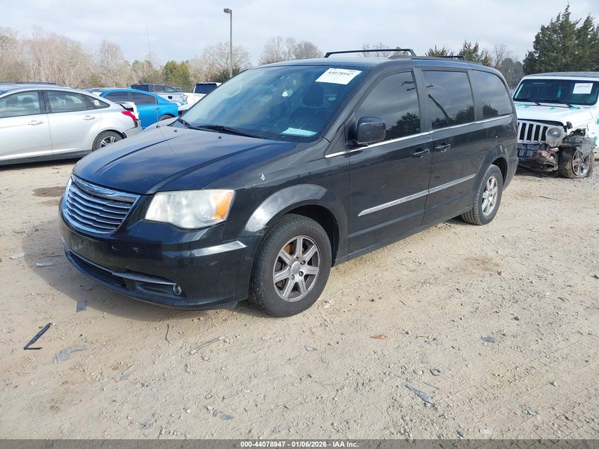 2012 Chrysler Town & Country Touring