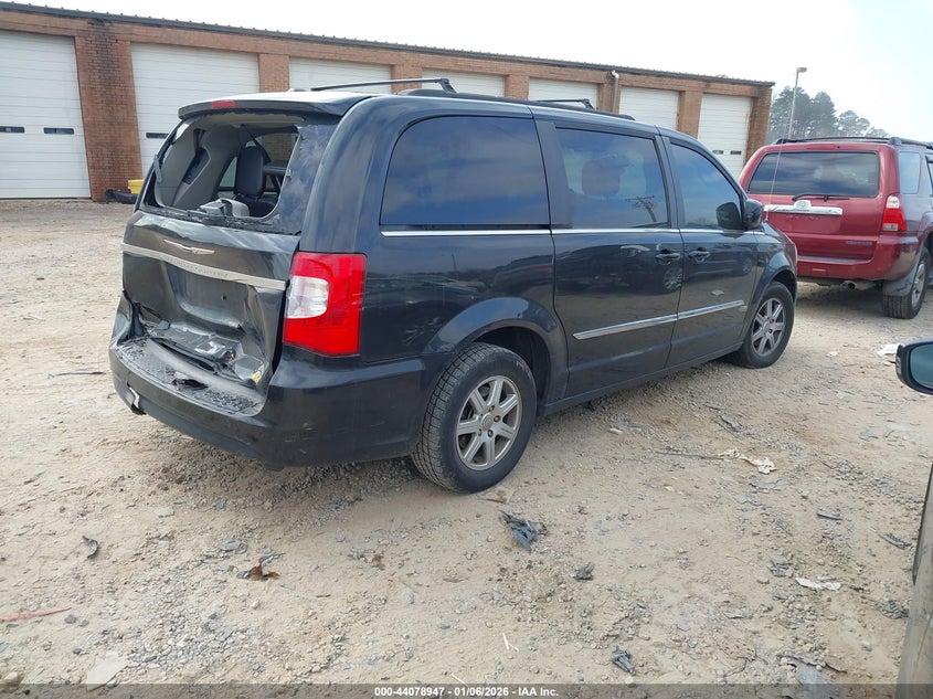 2012 Chrysler Town & Country Touring