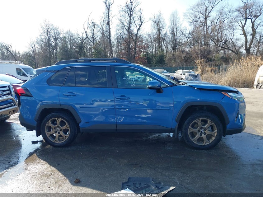 VIN 2T3UWRFV7PW169817 2023 TOYOTA RAV4 HYBRID WOODLAND EDITION