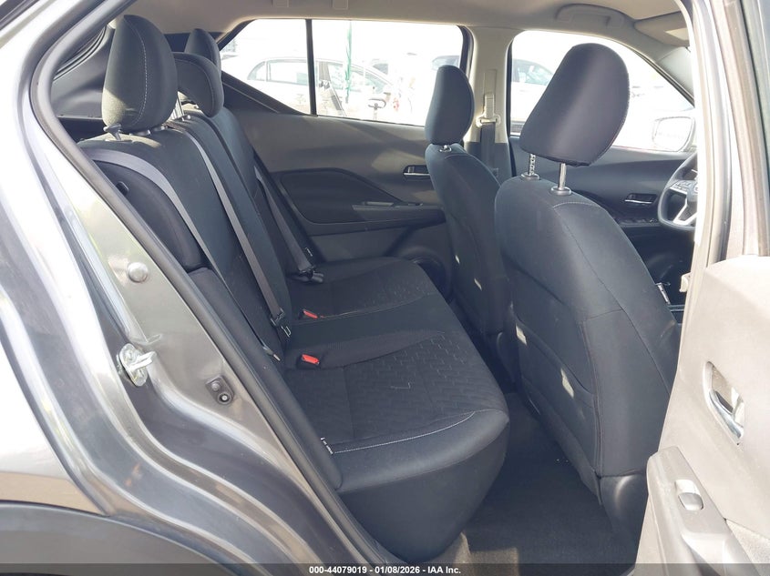 2024 NISSAN KICKS auction photo 8