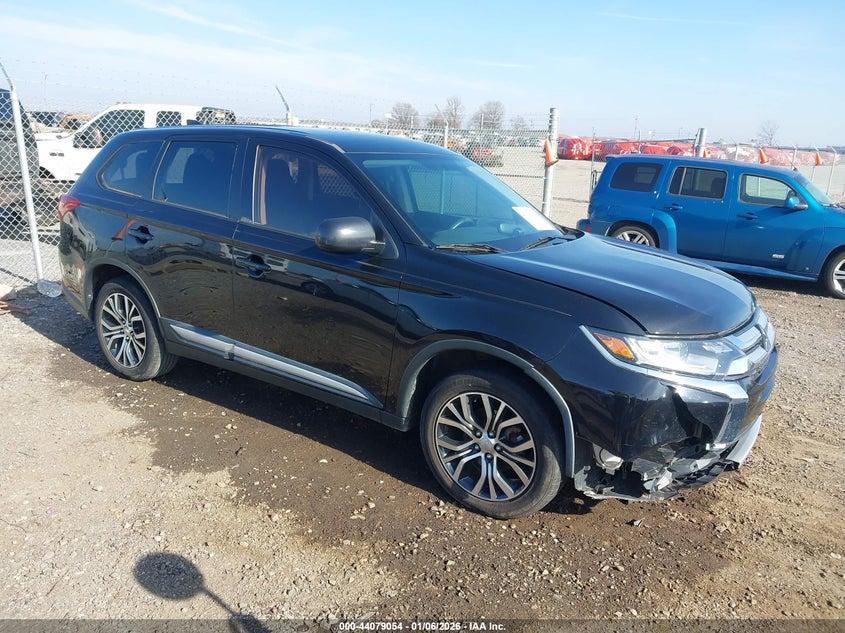 2018 Mitsubishi Outlander Es