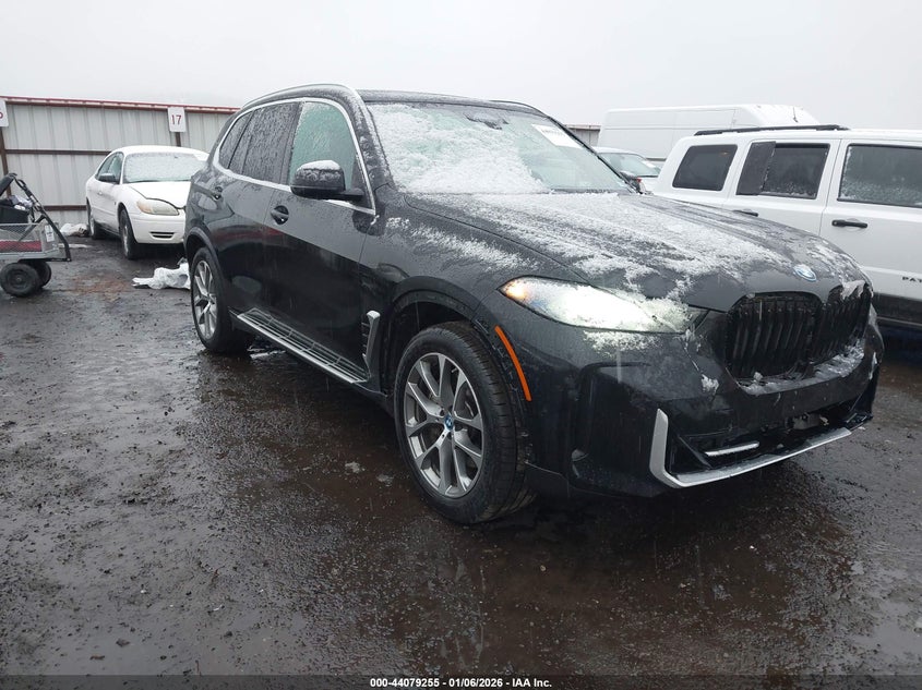 5UX43EU05S9Y00242 2025 BMW X5 Phev xDrive50E auction photo 1