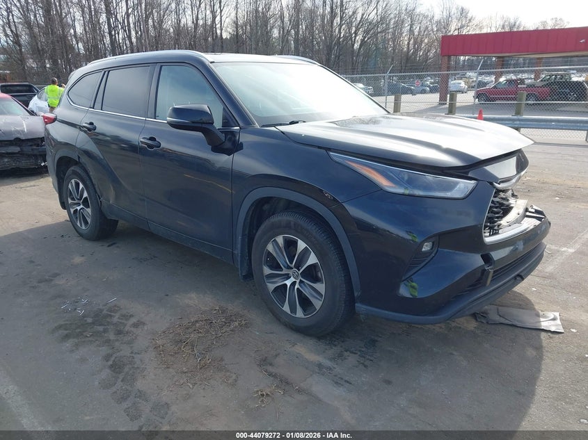 2021 Toyota Highlander Xle