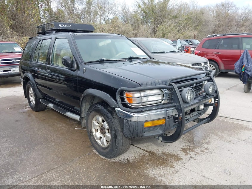 JN8AR05Y8WW233773 1998 Nissan Pathfinder Le/Se/Xe auction photo 1