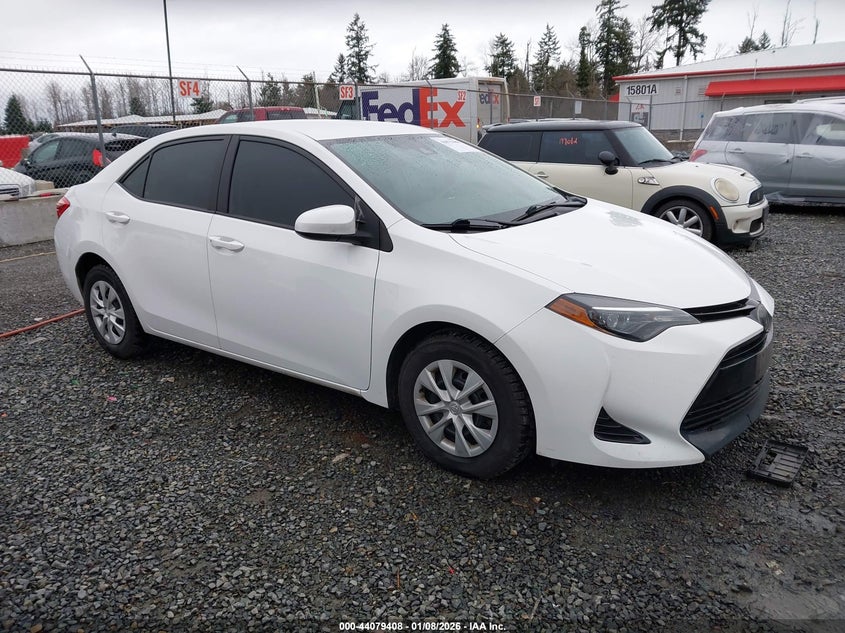 2T1BURHE2JC074478 2018 Toyota Corolla L auction photo 1
