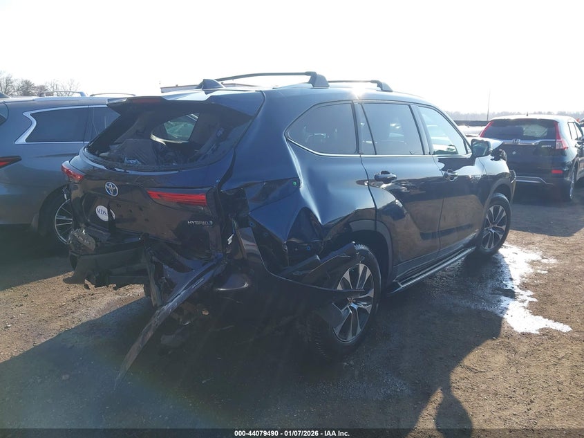 2020 Toyota Highlander Hybrid Xle