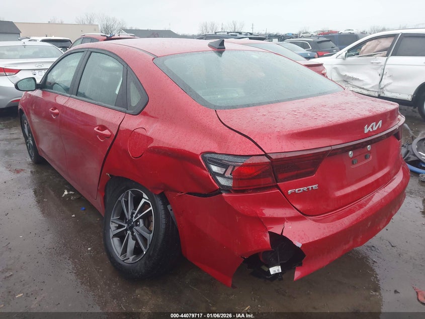 2022 Kia Forte Lxs
