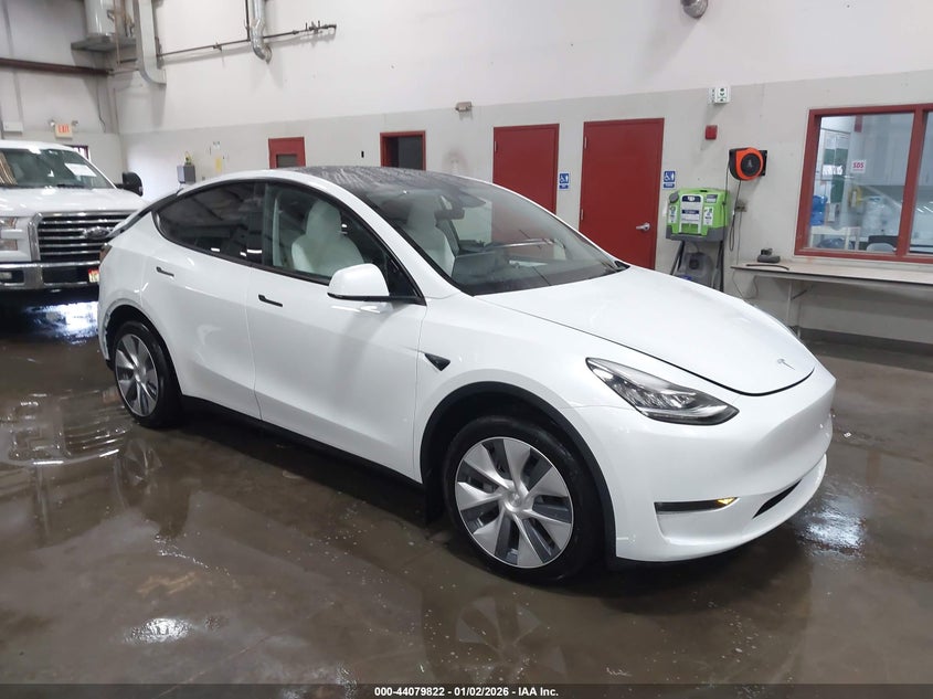 7SAYGDEE5PA147520 2023 Tesla Model Y Awd/Long Range Dual Motor All-Wheel Drive auction photo 1