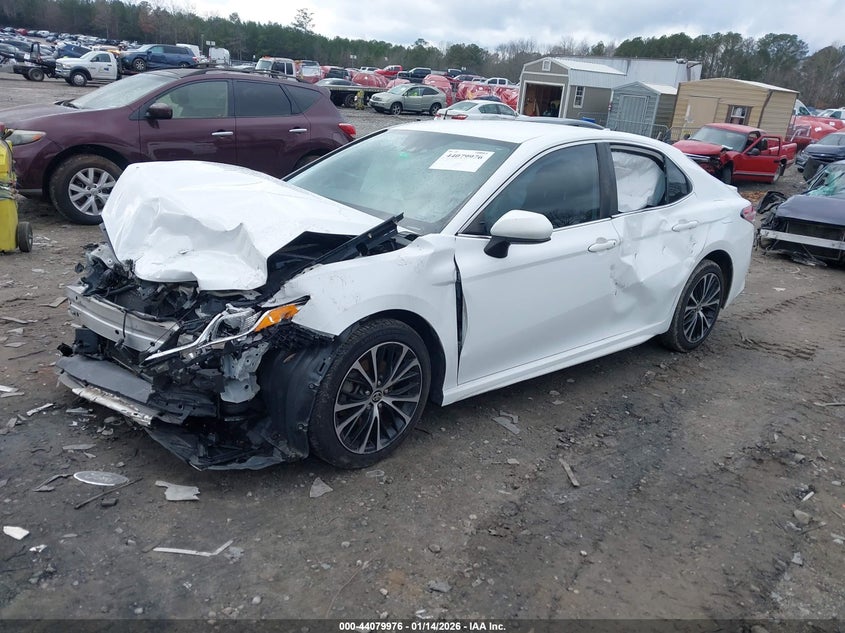 2020 Toyota Camry Se